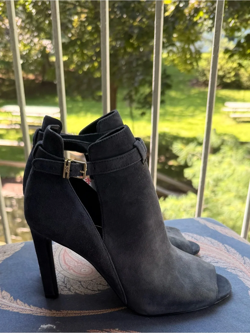 Michael Kors Peep-Toe Suede Booties – Navy Elegance with Size 8.5